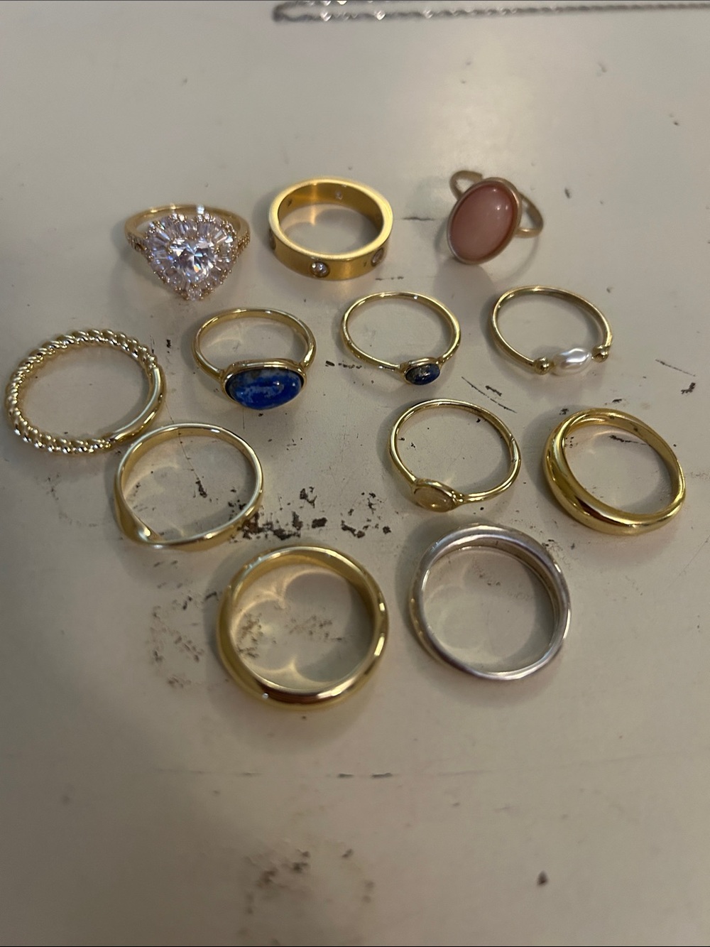 Gold rings M/L